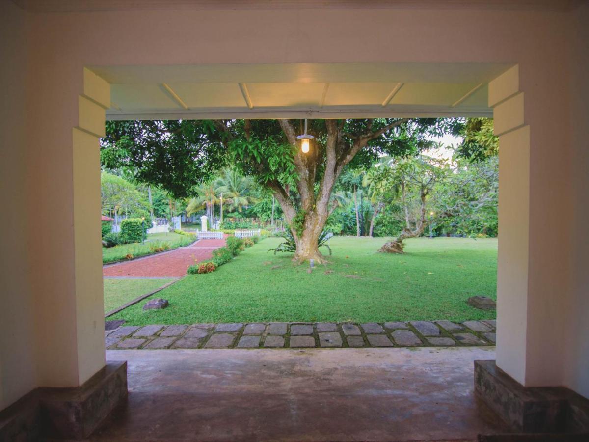 Thalpe Walawwa Heritage Villa Unawatuna Exterior foto